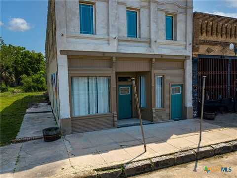 437 Commerce Street, Palacios, TX 77465