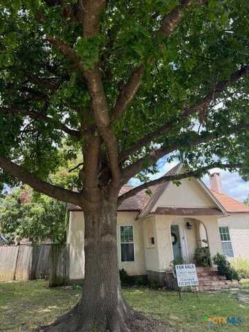 2923 Live Oak Avenue, Waco, TX 76708