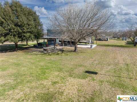 2 Tapi Lane, Gonzales, TX 78629