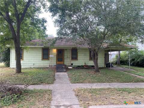 110 E Sarah, Cuero, TX 77954