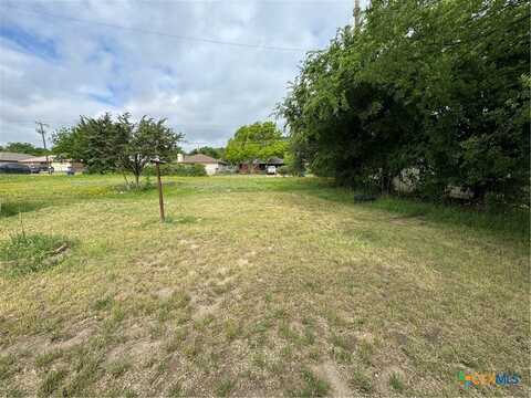 810 N 3rd St, Copperas Cove, TX 76522