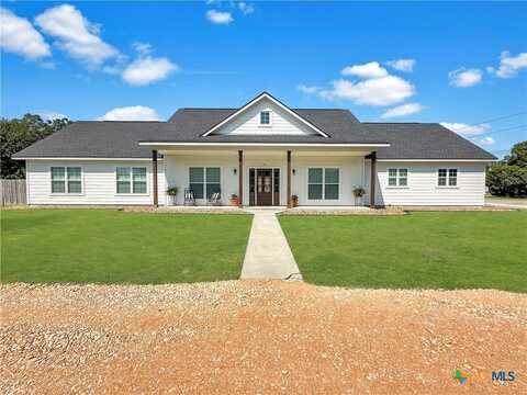 317 N Market Street, Flatonia, TX 78941