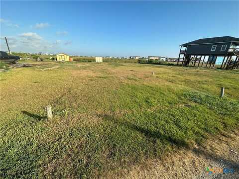 540 Private Road 675, Bay City, TX 77414