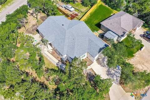 421 Eastview Drive, Canyon Lake, TX 78133