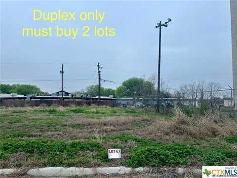 132 W Aimable Street, Port Lavaca, TX 77979