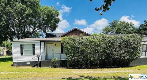 1704 Saunders Street, Gatesville, TX 76528