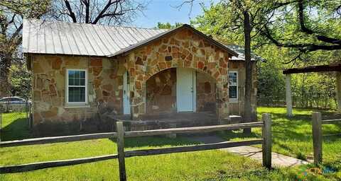 408 E North Avenue, Lampasas, TX 76550