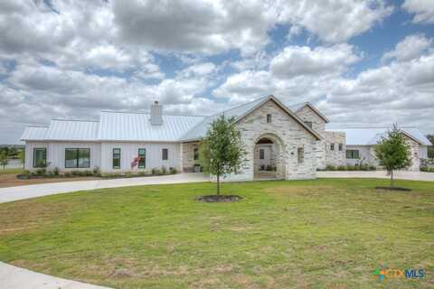 152 Summer Meadow Drive, La Vernia, TX 78121