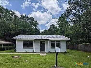 206 S Kaysee Avenue, Kirbyville, TX 75956