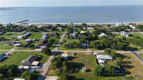 802 W Baltimore Avenue, Seadrift, TX 77983