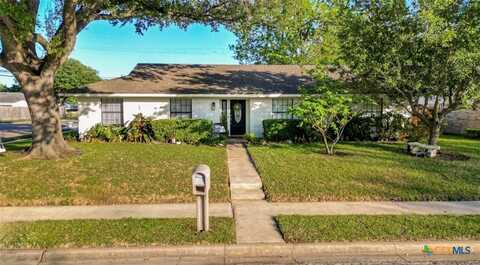 1109 Plantation Road, Victoria, TX 77904