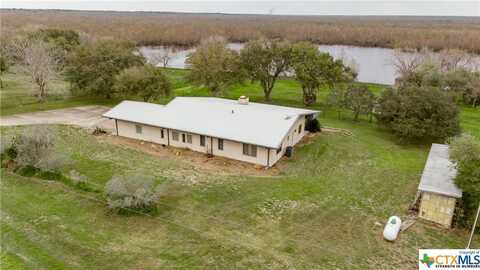 337 Lakeside Road, Victoria, TX 77905