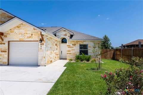 301 Navarro Way, Seguin, TX 78166