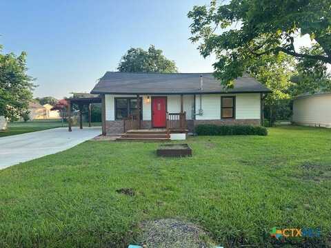 2004 W 3rd Street, Taylor, TX 76574