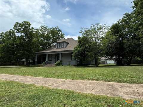 906 N Penelope Street, Belton, TX 76513