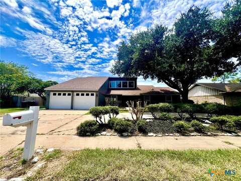 604 Bramble Bush Lane, Victoria, TX 77904