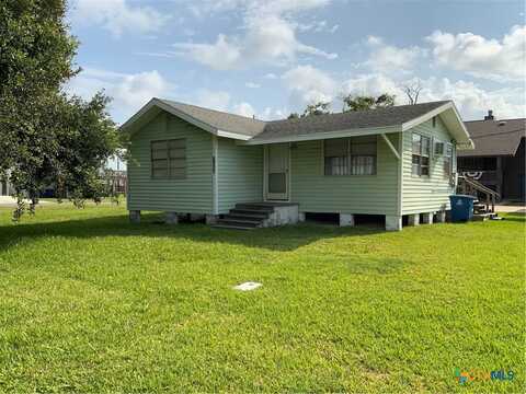 103 S Washington Avenue, Port o Connor, TX 77982