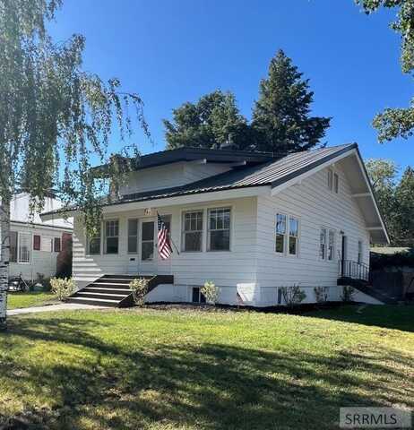 245 E 1st N, St Anthony, ID 83445