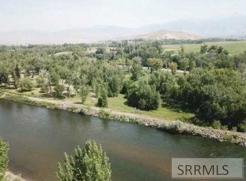 370 N Hwy 93, CARMEN, ID 83462