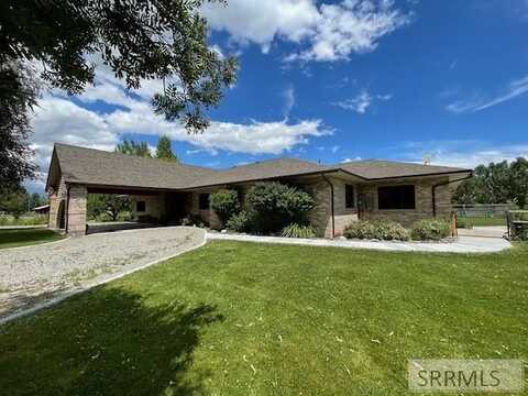 50 Ideal Acres Road, SALMON, ID 83467