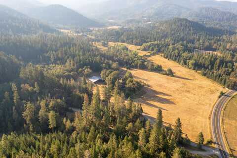 7589 Takilma Road, Cave Junction, OR 97523