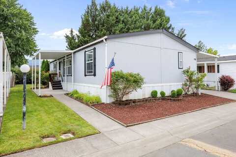 1570 S Peach Street, Medford, OR 97501