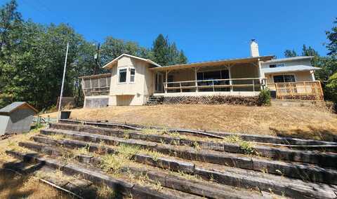 180 Cienaga Lane, Grants Pass, OR 97526