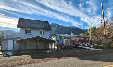 2211 Mill Creek Drive, Prospect, OR 97536