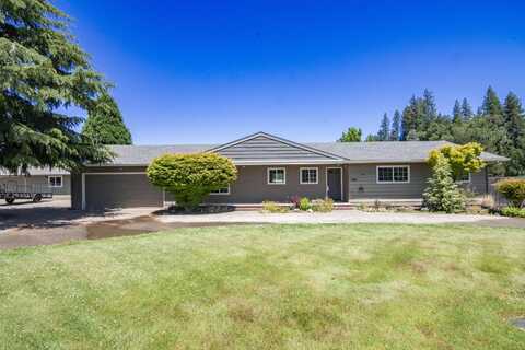 3923 Riverbanks Road, Grants Pass, OR 97527