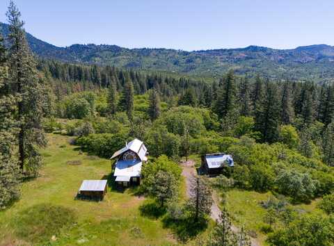 1720 Colestin Road, Ashland, OR 97520