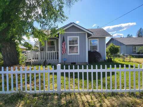 429 N Columbus Avenue, Medford, OR 97501