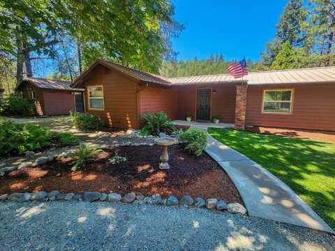 1974 Gunnell Road, Grants Pass, OR 97526