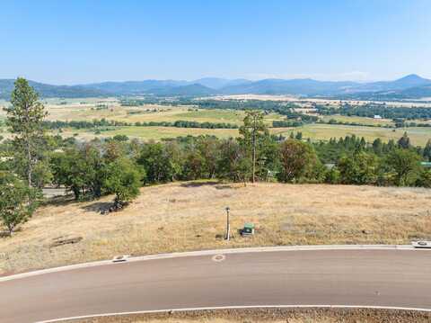 1213 Overlook Drive, Eagle Point, OR 97524