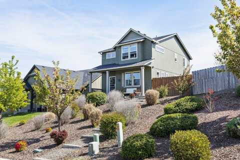 2272 College Way, Medford, OR 97504