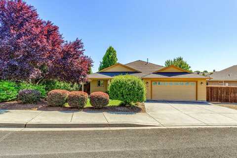 1156 Highlands Drive, Eagle Point, OR 97524