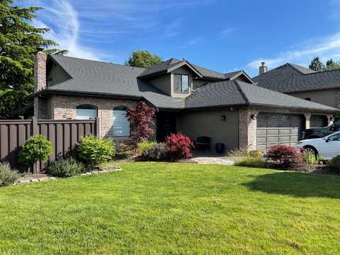 34 Jack Nicklaus Road, Medford, OR 97504