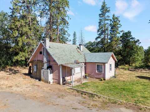 4770 Old Stage Road, Central Point, OR 97502