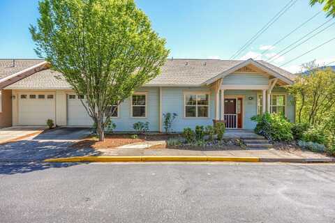 832 Cobblestone Court, Ashland, OR 97520