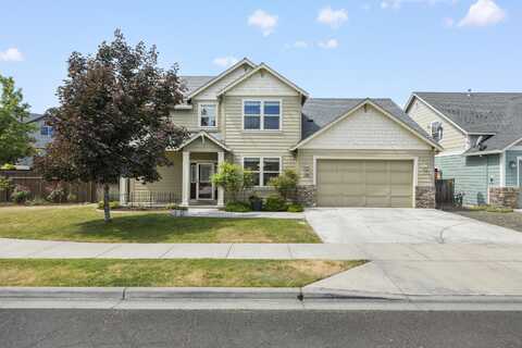 185 Willow Springs Drive, Talent, OR 97540