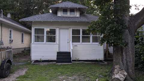 1804 Bailey, Lansing, MI 48910