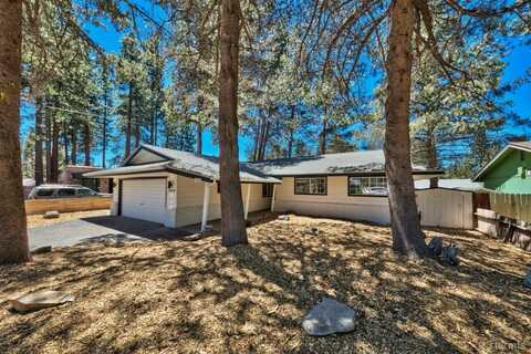 1424 Glenwood Way, South Lake Tahoe, CA 96150