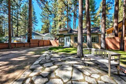 909 San Francisco Avenue, South Lake Tahoe, CA 96150