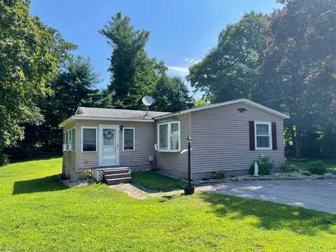 22 Marina Drive, Nashua, NH 03062