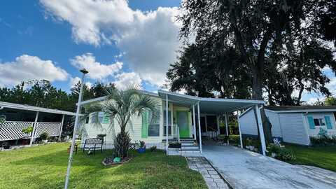 9095 W Forest View Drive, Homosassa, FL 34448