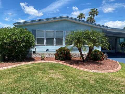 217 Golf View Dr, Auburndale, FL 33823