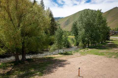 125 Mountain Crk Dr, Ketchum, ID 83340