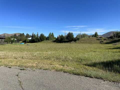 191 Stoney Cove Rd, Hailey, ID 83333