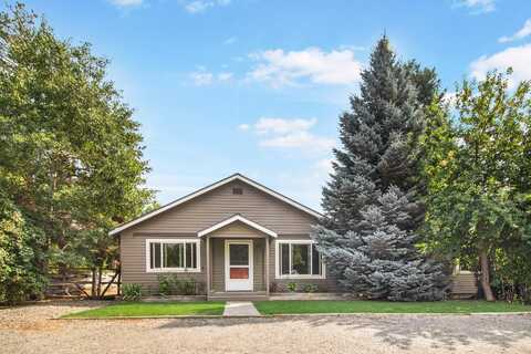 312 N 3rd St, Bellevue, ID 83313