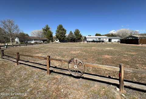 605 N Spring Creek Tr, Cornville, AZ 86325