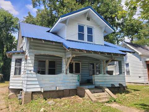 904 N Vincennes Avenue, Petersburg, IN 47567